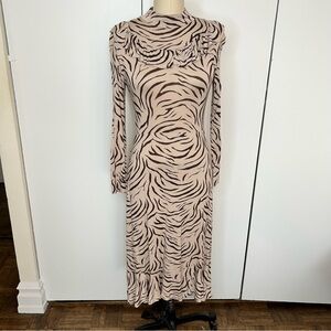 NWT Boohoo Animal Print Dress